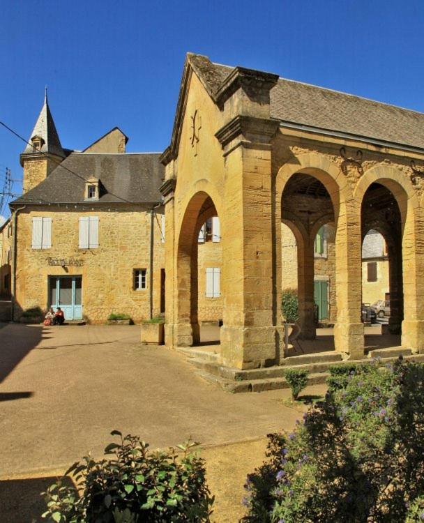 Petite Maison En Pierre Au Coeur Du Perigord Noir Salignac Eyvigues Eksteriør bilde