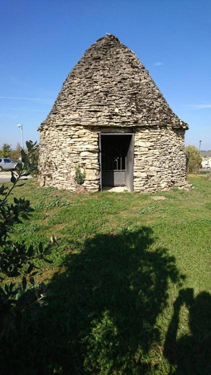 Petite Maison En Pierre Au Coeur Du Perigord Noir Salignac Eyvigues Eksteriør bilde