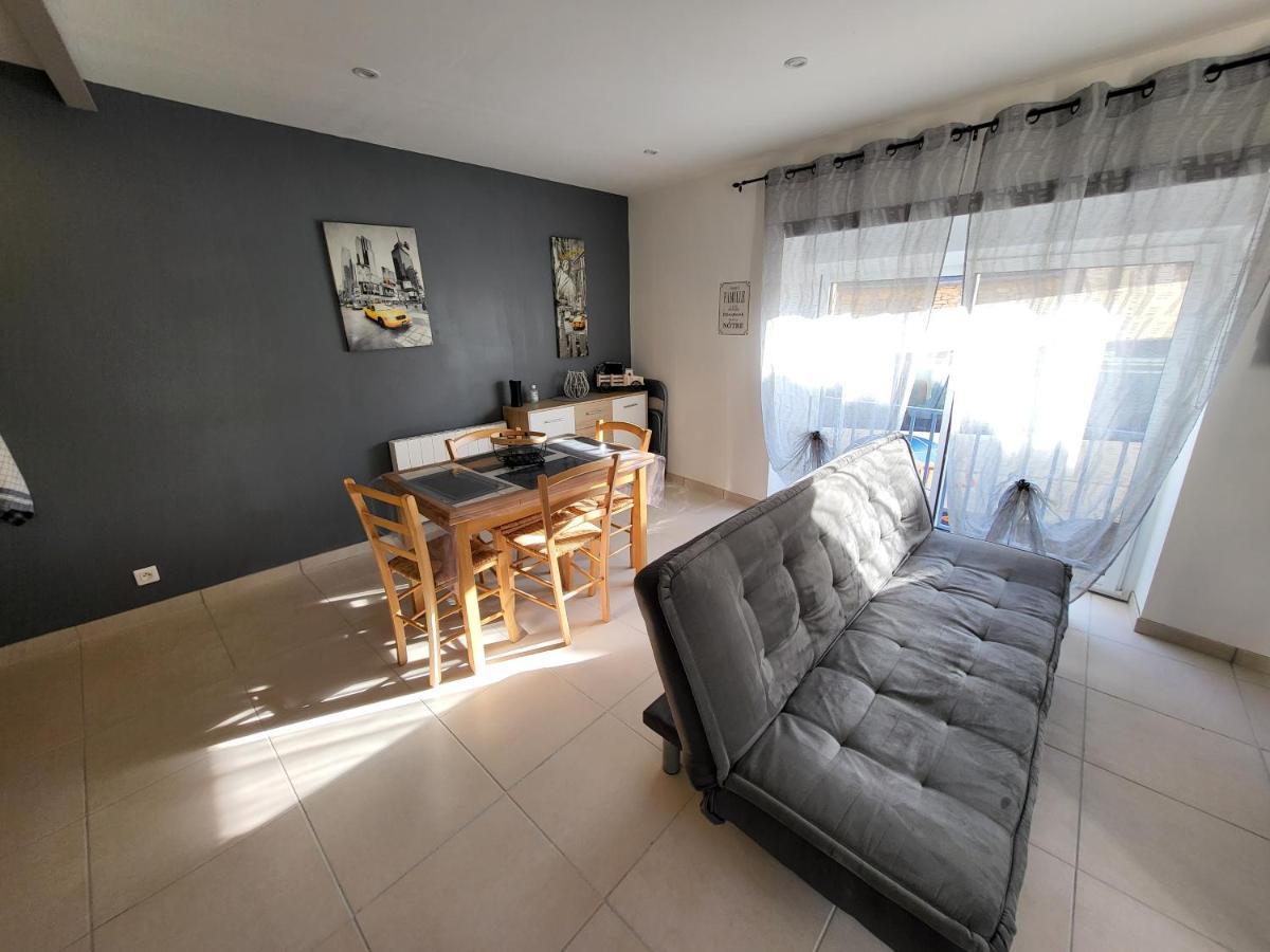 Petite Maison En Pierre Au Coeur Du Perigord Noir Salignac Eyvigues Eksteriør bilde